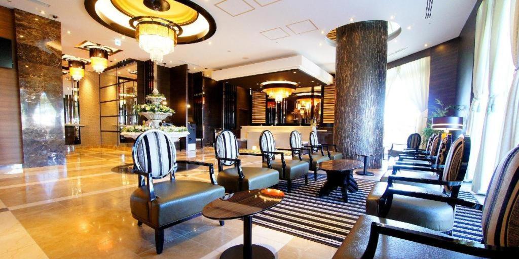 Apa Hotel Chiba Inzaimakinohara-Ekimae Narita Exterior foto